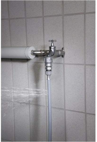 Zubehör Für Waschmaschinen XavaX Wasserstoppschlauch (2,5m) Für Waschmaschinen/Geschirrspüler Grau 6 Zubehör Für Waschmaschinen XavaX Wasserstoppschlauch (2,5m) Für Waschmaschinen/Geschirrspüler Grau – Bild 6