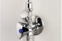 Zubehör Für Waschmaschinen XavaX Schlauchplatzsicherung Für Zulaufschlauch Waschmaschinen-Zubehör -Kleiderpflege Verkäufe cb2f13f1 1fa7 47a5 b3ed 529df7c8bfb2 600x600